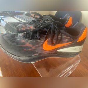 GT cuts - like new, never worn outside.